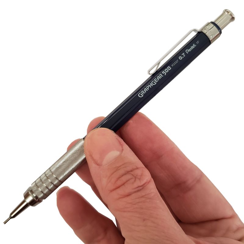 Lapiseira-Pentel-Graphgear-500-07mm-1